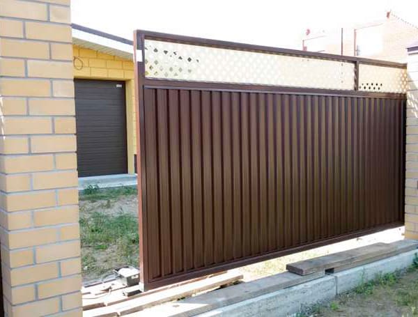 Эстетика и Надежность: Ворота Grand Line для Вашего Дома в Аксае от 37265 руб
